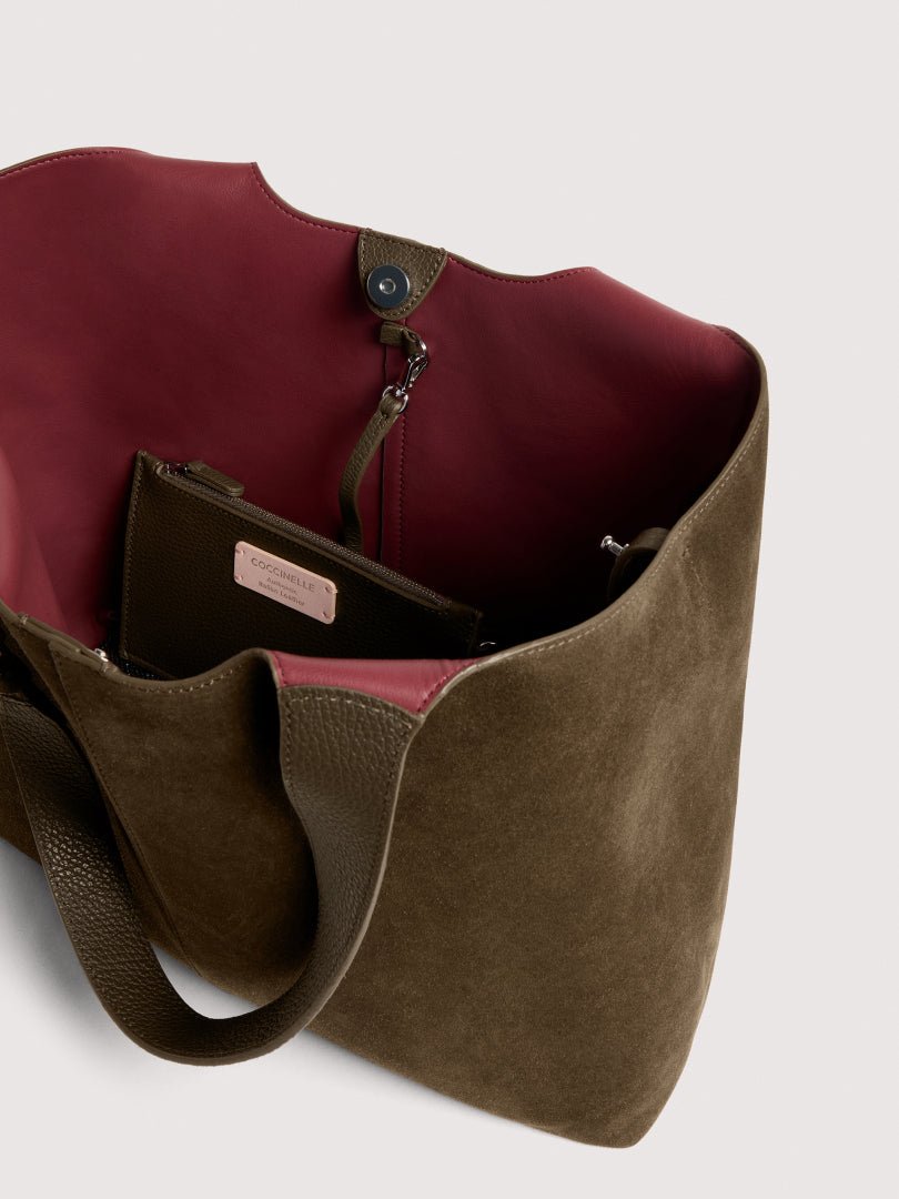 Τσάντα ώμου C-Easy Suede σε γκρι-καφέ - Coccinelle | E1THE110101-W25