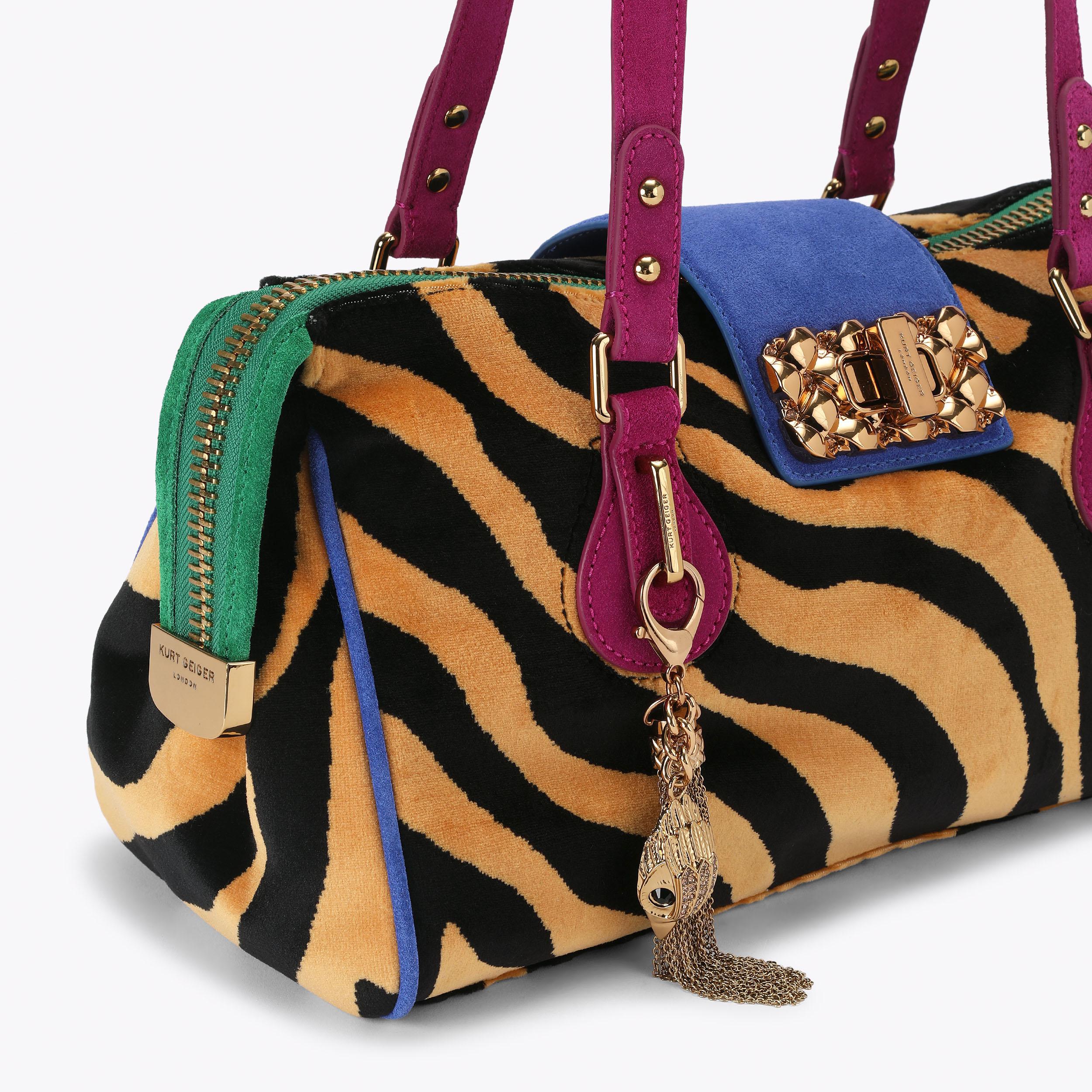 Τσάντα ώμου Marylebone βελούδινη σε animal print - Kurt Geiger | 6053499609-99